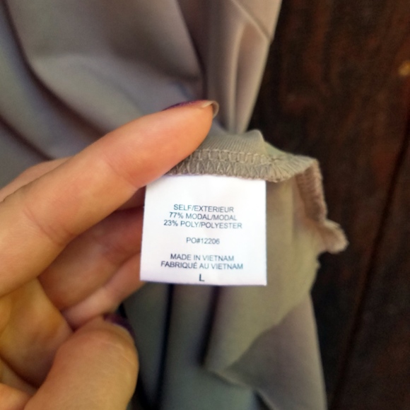 Hiatus~Grey Asymmetrical Tunic~Size Large - Picture 5 of 5